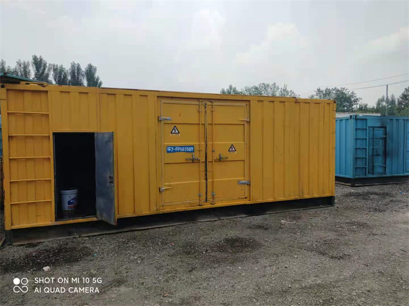 兰山200KW柴油发电机组需要配备什么型号的电缆线?